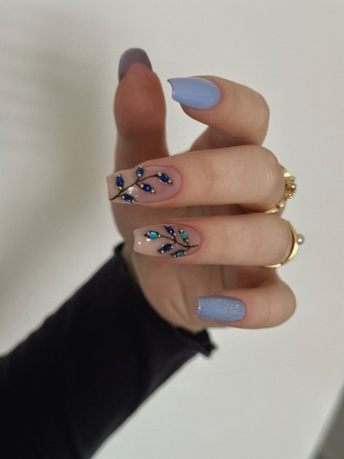 PRESS ON NAILS "Sparkling Leaves"